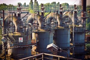 architecture_industry_factory_building_building_metal_break_up_ruins_industrial_heritage-4988624524131362604297559.