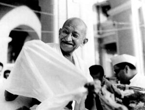 mahatma-gandhi-laughing-c3dce2-640591629944729935744