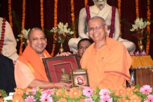 10002450624353715720792495776