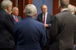 10004330141090571297894907186