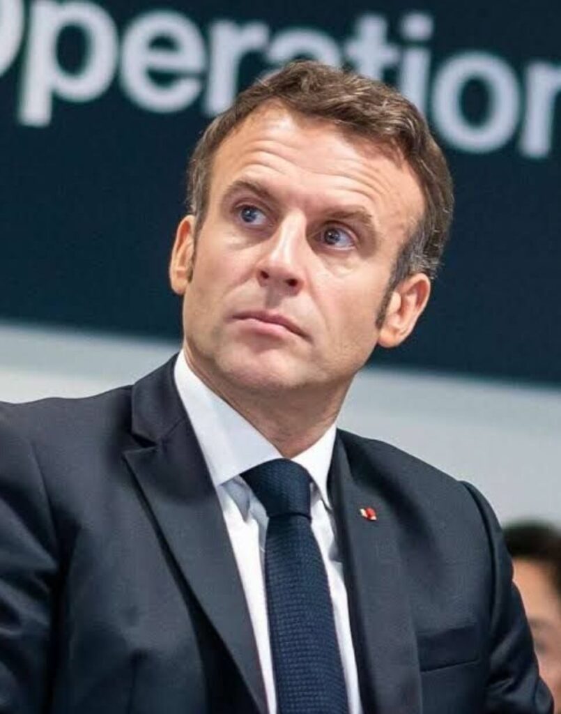 10000412105217834564227151216