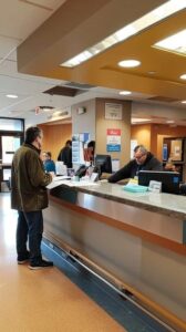 stockcake-banking_customer_service-944699-medium3532844781267670454