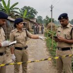 🚨 मुंबई में रोड रेज का खौफनाक रूप! हॉकी स्टिक और बेसबॉल बैट लेकर कार के पीछे पड़े हमलावर, शीशे तोड़े और चालक को पीटा